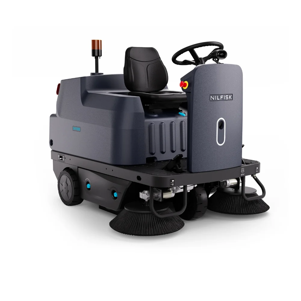 Barredora industrial Nilfisk SW3000 con operador a bordo